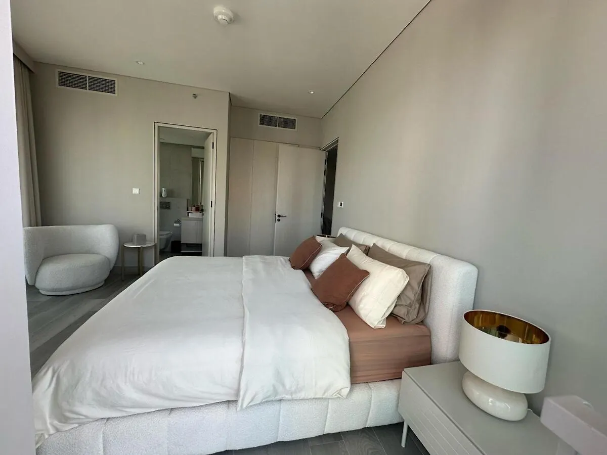 Entire Apartment In Dubai Marina